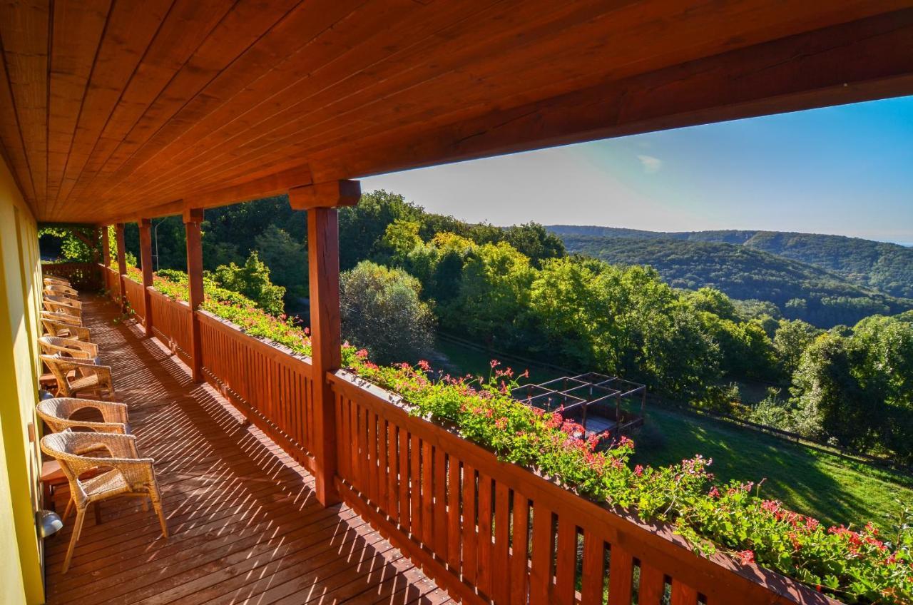 Villa Farma Ovci Terasy Němčičky Exterior foto