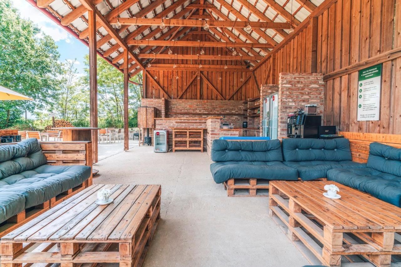 Villa Farma Ovci Terasy Němčičky Exterior foto